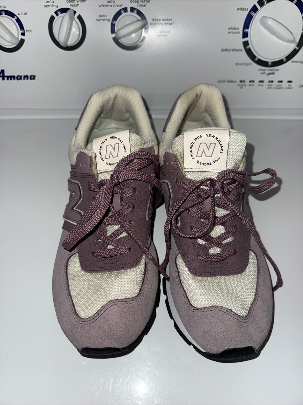 New Balance Mauve & Cream Retro Runner Sneakers